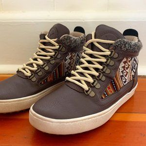 Womens Size 6 Inkkas Vegan Camping Boot